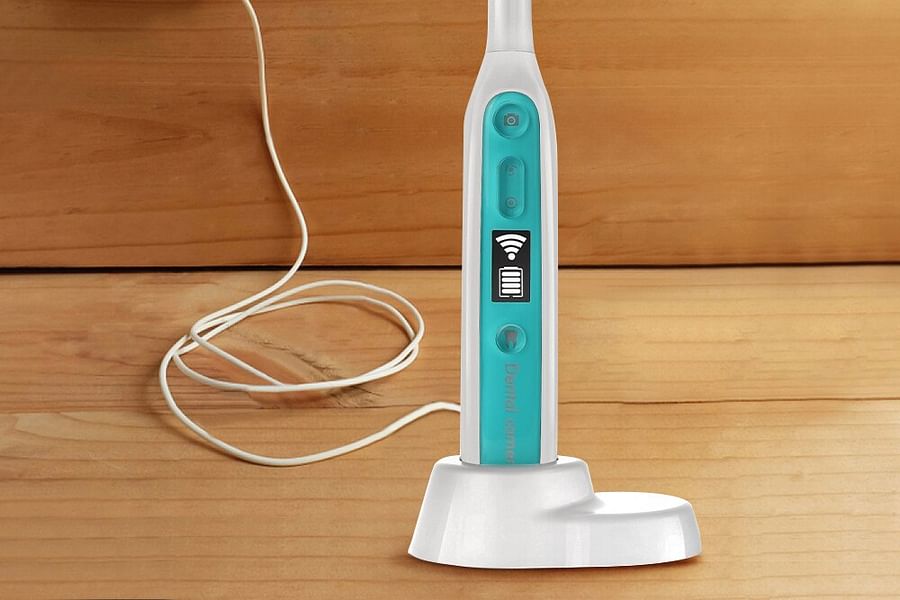 high-resolution intraoral camera