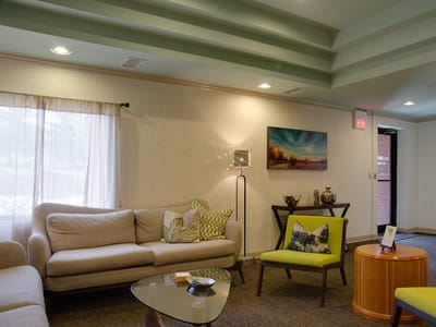 615 Smile Design Studio