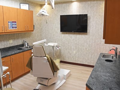 Abbadent Dental and Implants