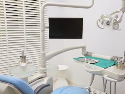 Absolute Dental - Sparks