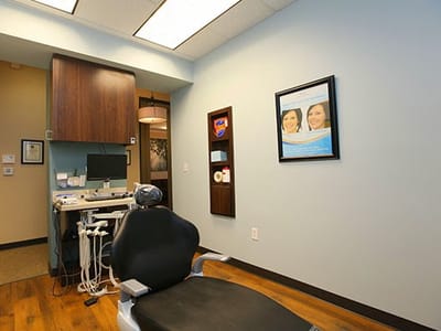 Advanced Care Dentistry & Dentures