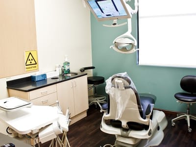Advanced Dental Care Center: Kahwach Sam DDS