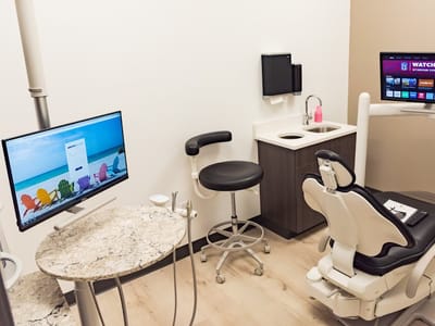 Apex Dental Studio