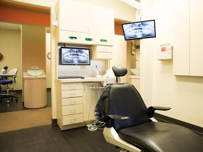 Atlantis Dental | Dental Implants | General & Cosmetic Dentistry in Dallas