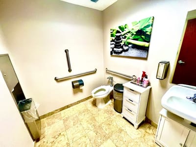 Barclay Dental: Nael Meri M DDS