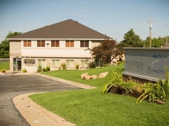 Ben Lomond Dental: Larson Wade E DDS