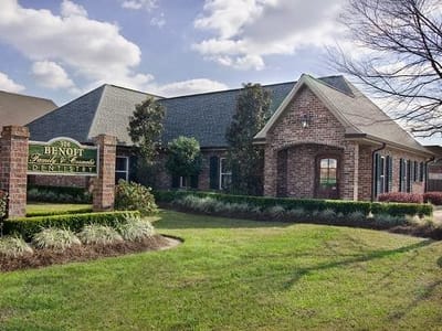 Benoit Family & Cosmetic Dentistry: Dr. Brian Benoit