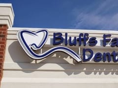 Bluffs Family Dentistry: Beresford Caitlin DDS