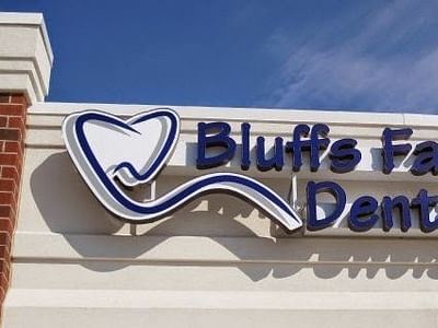 Bluffs Family Dentistry: Beresford Caitlin DDS