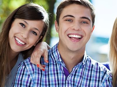 Bral Dentistry: General, Implant & Emergency Care