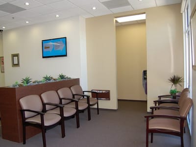 Brentwood Smiles Dentistry and Orthodontics