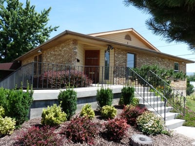 Broadway Park Dental- Payne Ryan M DMD