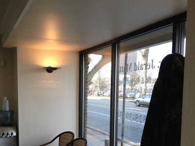 Bryn Mawr Dentist (Dr. Jerald Matt & Dr. Naila Bryan)