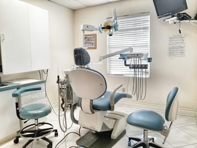 Central Dental Care : Dr. Celia P. Octoman DDS (Los Angeles)