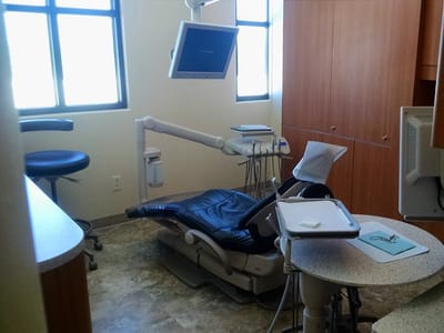 Chiara Dental: Chiara Daniel DMD