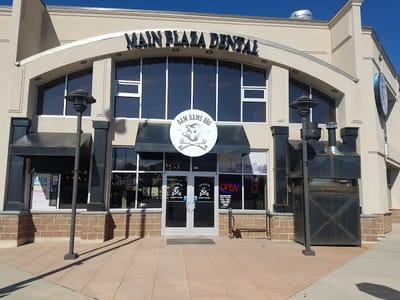 Clark B. Hicken, DDS: Main Plaza Dental