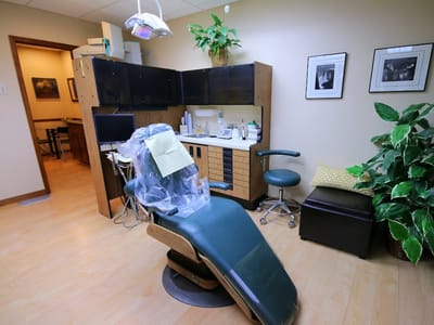 CLOETTA DENTAL: Dr. Rebecca Cloetta, D.D.S.