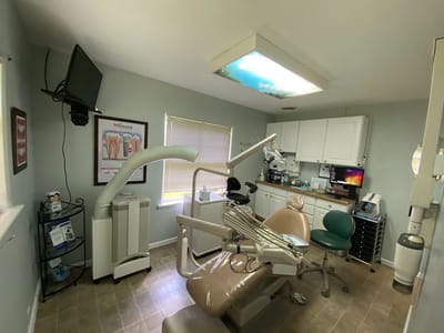 Cosmetic & Natural Dentistry