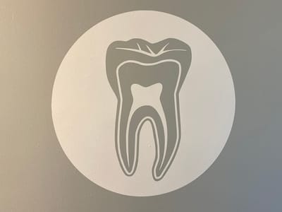 Cosmetic & Natural Dentistry