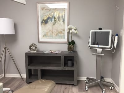 Cosmetic & Reconstructive Dentistry