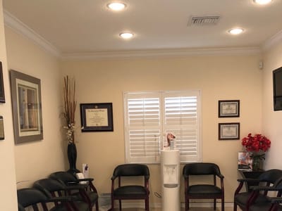 Creating Smiles: Dentist in Lutz