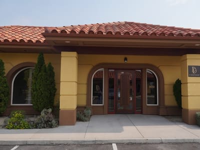 D Dentistry Reno - Dr. Dilan Munaweera DDS