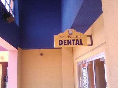 Del Pacifico Dental