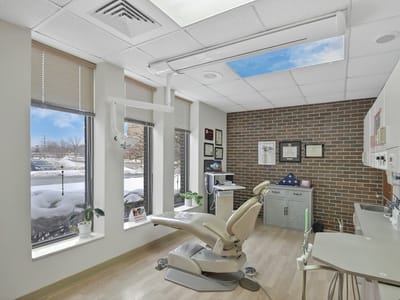 Dental Arts Associates of Green Bay Ltd