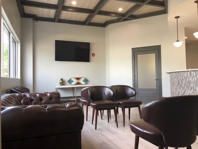 Dental Arts: Kari Bartlett, DMD, FAGD