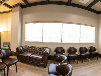 Dental Arts: Kari Bartlett, DMD, FAGD