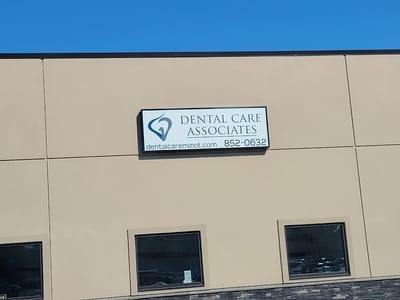Dental Care Associates: Nathan Deeter DDS
