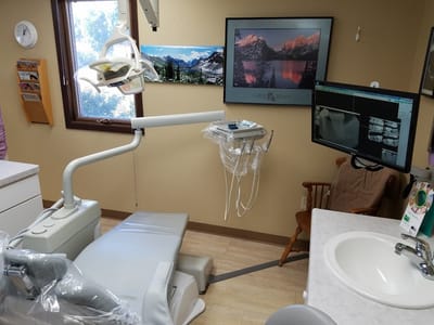 Dental Care Center: Nick Bouzis, DDS & Brian Hokanson, DDS