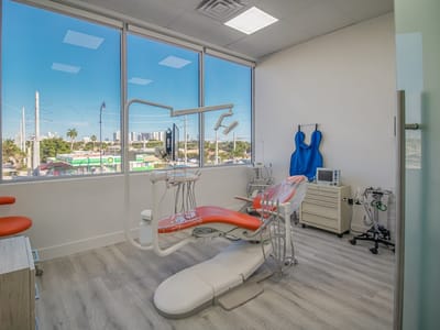 Dental Clinic Village of Dentistry Hallandale Beach