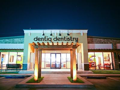 Dentiq Dentistry - Houston Dentist