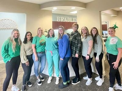 Dentist Cleveland - Bradley Dental Center