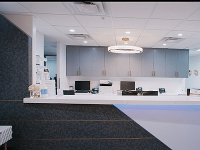 Dentist Encino- Encino Dental Studio - Cosmetic & Emergency Dentistry Dr. Amir Jamsheed, DDS