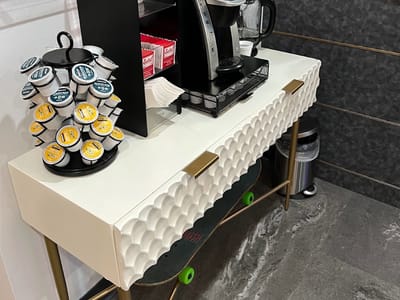 Dentist Encino- Encino Dental Studio - Cosmetic & Emergency Dentistry Dr. Amir Jamsheed, DDS