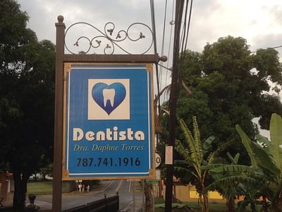 Dentista Dra. Daphne Torres