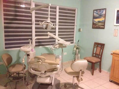 Dentista Dra. Daphne Torres