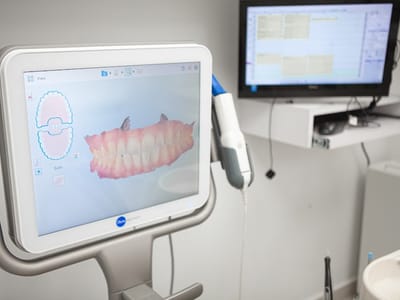 Dentista Pro Esthetic Dental Dra. Nadyan Vargas