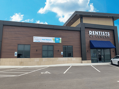Dentists of Lenexa