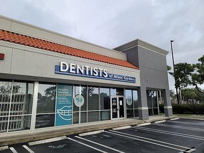 Dentists of Miami Gardens