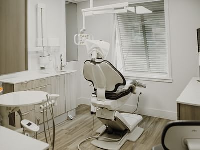 Distinctive Dentistry by Mullens & Nguyen