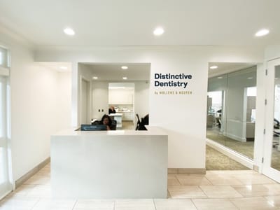 Distinctive Dentistry by Mullens & Nguyen
