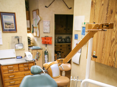 Donald W Magnuson DDS