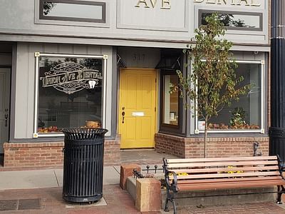 Dr. Anthony Knowlton