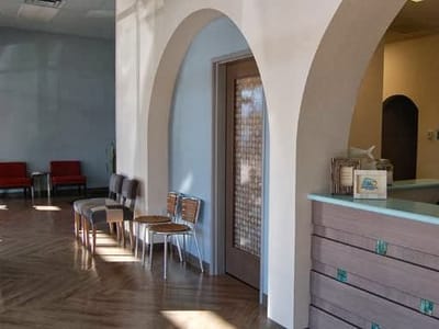 Dr B's Dentistry For Children - SurfingSmiles