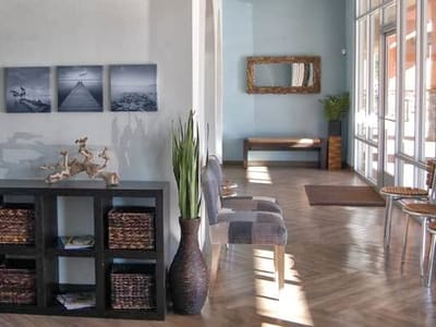 Dr B's Dentistry For Children - SurfingSmiles