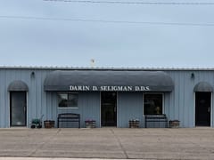 Dr. Darin D. Seligman, DDS