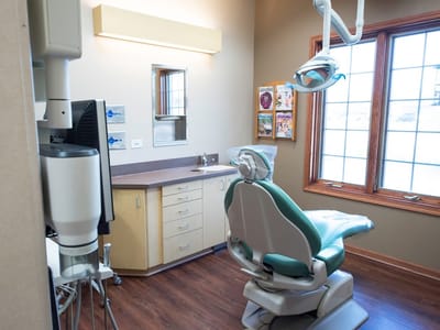 Dr. David Newkirk - Cosmetic and General Dentistry
